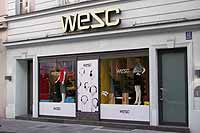 Fürstenfelder Straße 12: Wesc Store für Sportswears, Accessoires, Kopfhörer (Foto: Marikka-Laila Maisel)