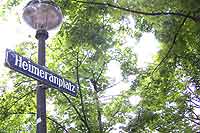 einkaufsstraßen in München: Heimeranplatz - Haus für Haus Heimeranplatz-Straßenschild (Foto: Martin Schmitz)