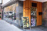 Herzog Wilhelm Str.25 - Bollywood Corner Bollywood-Filme, Bollywood-Starposter, Ethnic-Fashion Foto: Marikka-Laila Maisel