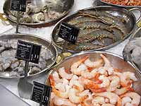 Kaufinger Stra&szlig;e 01-05: Galeria Kaufhof am Marienplatz Frische Fische, Fisch-Spezialit&auml;ten, Hummer, Kaviar, Salate Foto: Marika-Laila Maisel