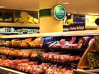 Kaufinger Stra&szlig;e 01-05: Galeria Kaufhof am Marienplatz Ausgesuchte Fleisch-Spezialit&auml;ten, Fleisch, Wurst, Gefl&uuml;gel-Produkte