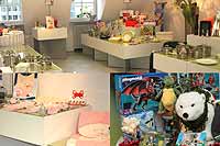 Kaufinger Stra&szlig;e 01-05: Galeria Kaufhof am Marienplatz Geschenk + Bestellservice f&uuml;r Hochzeiten Foto: Martin Schmitz