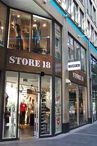 Store 18 Shop  für Jeans-Mode, Schuhe, Acessoires Kaufinger Str. 01-05 (Foto: Marikka-Laila Maisel)