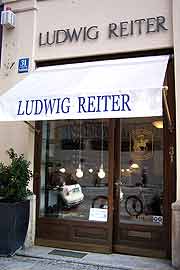  Maximilian Stra&szlig;e 31 - Ludwig Reiter rahmengen&auml;hte Schuhe (Foto: Marikka-Laila Maisel)