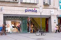  Neuhauser Str. 39 - Pimkie-Xanaka Store G&uuml;nstige Mode Foto: Marikka-Laila Maisel)