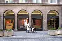 Residenz Str. 10 - Prada Shop (Foto: Marikka-Laila Maisel)