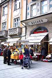 Rindermarkt 10 - Shakespeare & Co. Buchladen (Foto: Marikka-Laila Maisel)