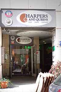 Sendlinger Stra&szlig;e 46 -  Harpers und Queens Bar Restaurant (Foto: Marikka-Laila Maisel)