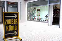 Einkaufsstraßen in München: Sonnenstraße 14- Zauberkönig Shop für Zauberartikel, Scherzartikel,  Zuabertricks Foto: Marikka-Laila Maisel