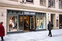 Theatiner Str. 36 - More&More Mode - (Foto: Marikka-Laila Maisel)