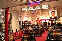 OEZ Olympia Einkaufszentrum - Studio Raab Schuhe Foto: Martin Schmitz