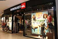 Pasing Arcaden Einkaufszentrum - Quicksilver Shop Trend-Sportswear für Fun-Sport Foto: Marikka-Laila Maisel