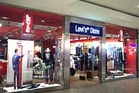 pep Perlacher Einkaufszentrum - Levis Store Jeans Foto: Martin Schmitz