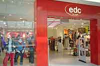 Riem Arcaden: edc Shop junge Mode von Modemarke Esprit (Foto: Martin Schmitz)