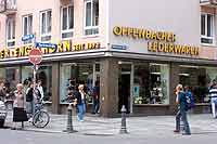 Hackentraße 01: Leder Engelhorn Taschen Aktenkoffer (Foto: Marikka-Laila Maisel)