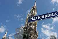 Einkaufsstadt München - Top Mode und Königlich Bayerische Hoflieferanten Marienplatz Foto: Marikka-Laila Maisel