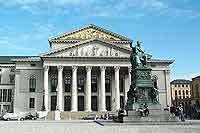 Max Joseph Platz 02 Bayerisches Nationaltheater (Foto: Marikka-Laila Maisel)